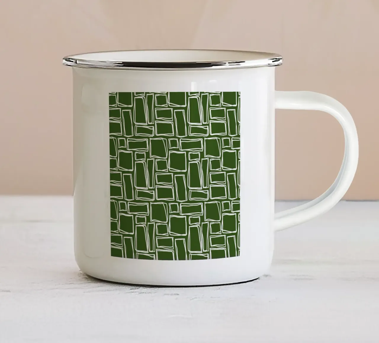 Quadrati Doodle in verde muschio tazza in smalto da Happy Littles