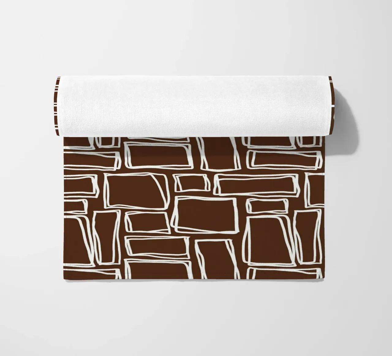 Quadrati Doodle in marrone cacao telo mare da Happy Littles