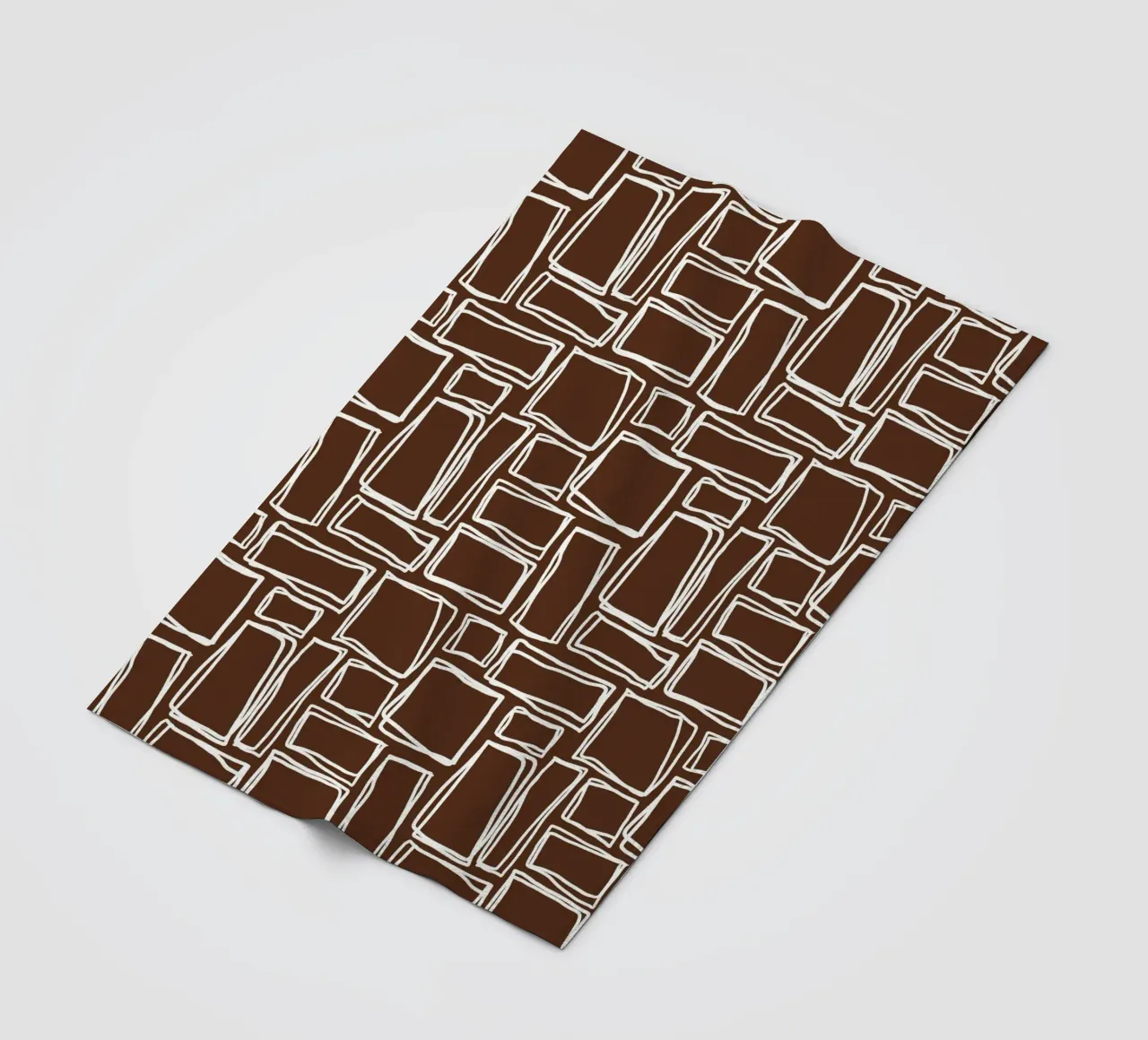 Quadrati Doodle in marrone cacao coperta in pile da Happy Littles