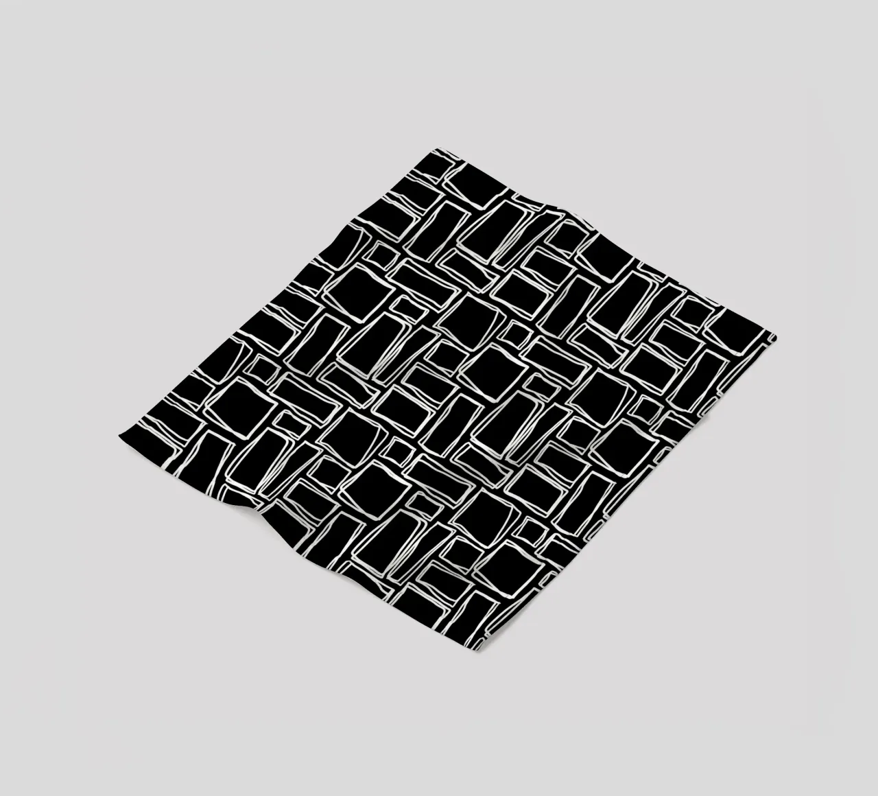 Quadrati Doodle in nero notte coperta in pile da Happy Littles
