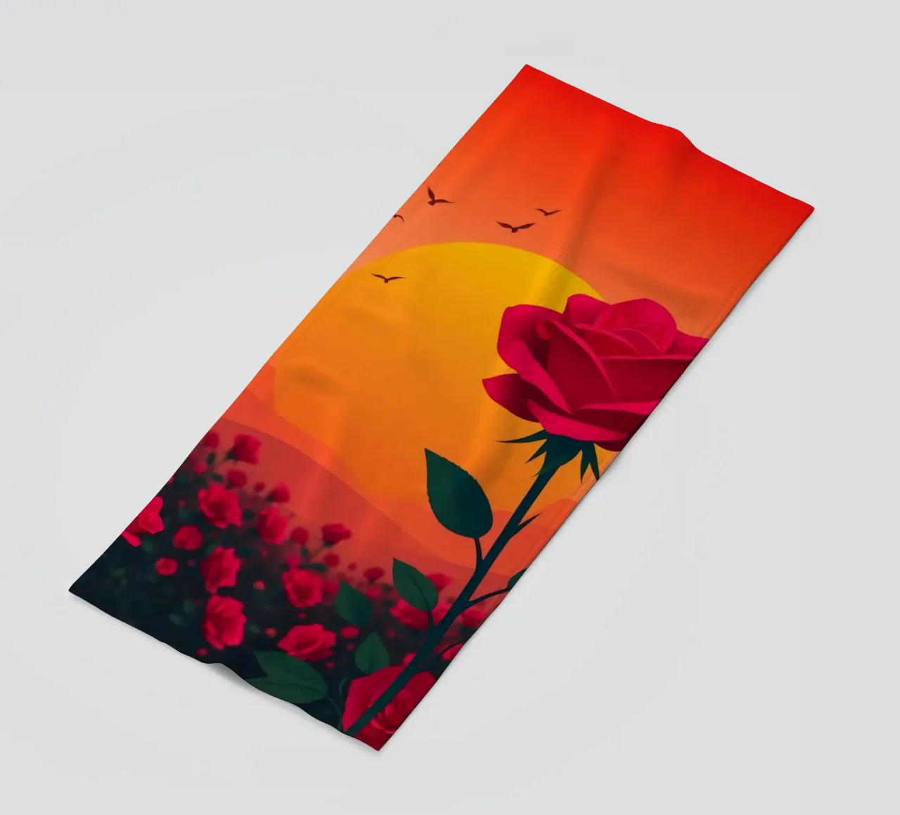 Un tramonto su un campo di rose rosse con silhouette di uccelli telo mare da DesignDoodle