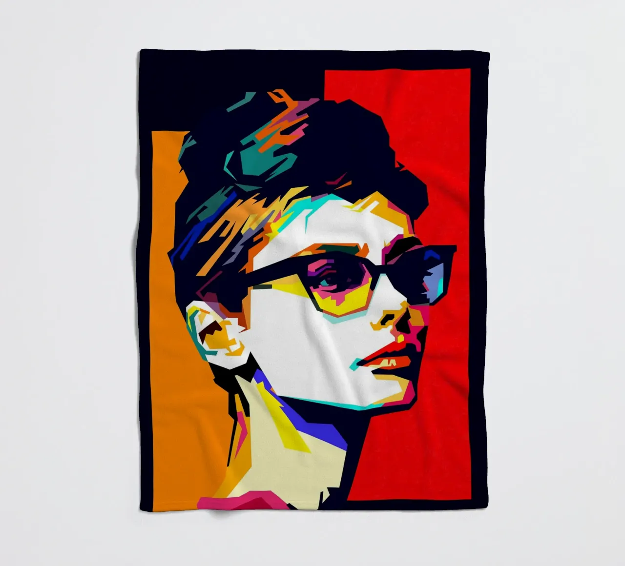 Audreay Hepburn Cinema classico WPAP Trending Now coperta in pile da Artkreator