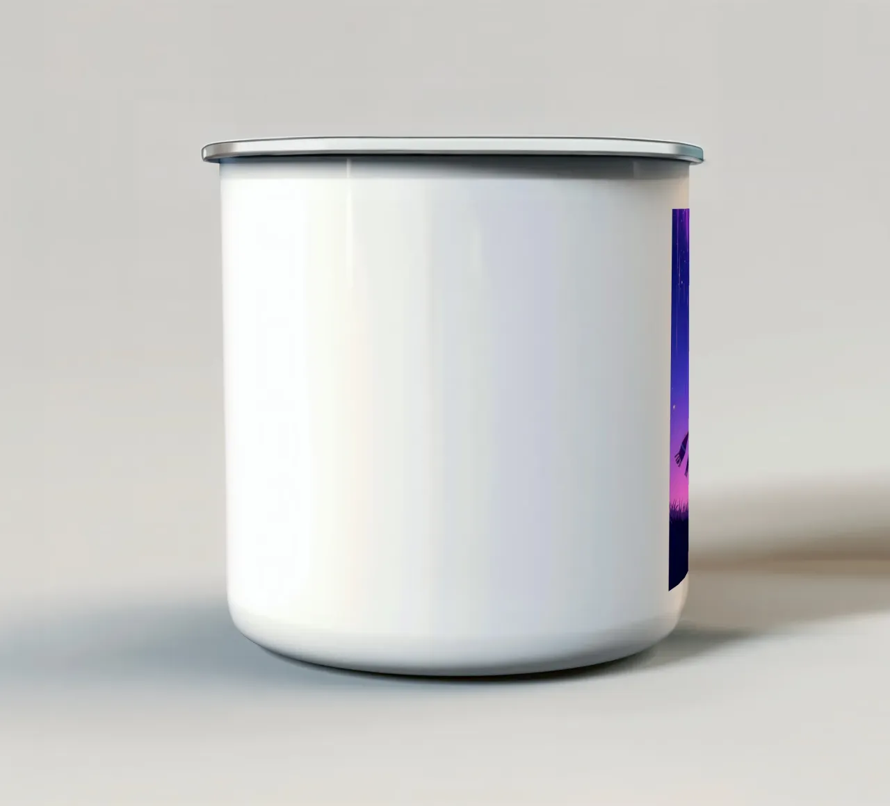 Eine Person mit Blick auf verträumte Aurora in Nachthimmel Lofi Kunst Emaille Tasse von LoFi Gallery