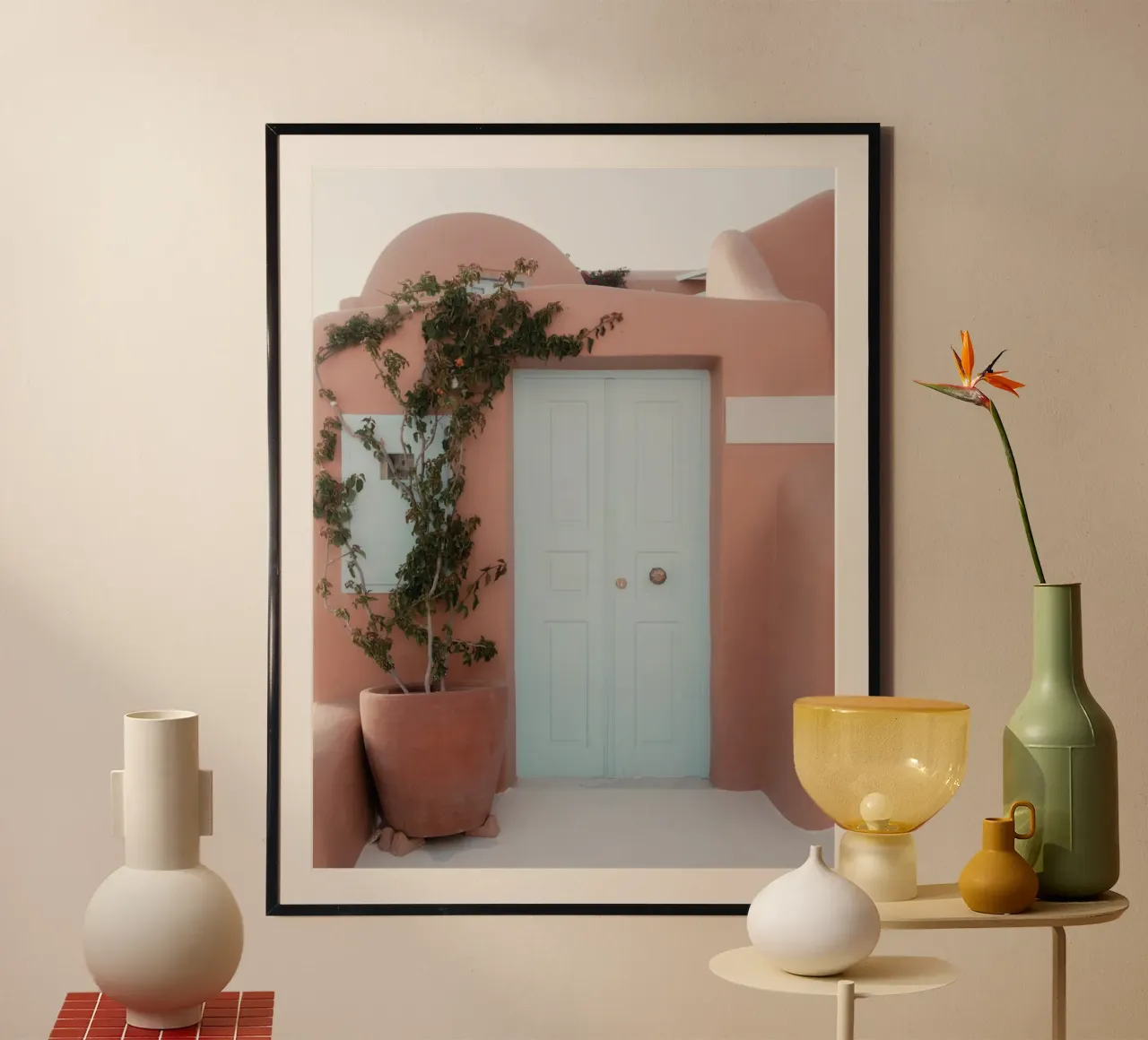 Bâtiment en terre cuite avec porte bleue - Santorin, Grèce hahnemühle de Kimberley Jekel Photography
