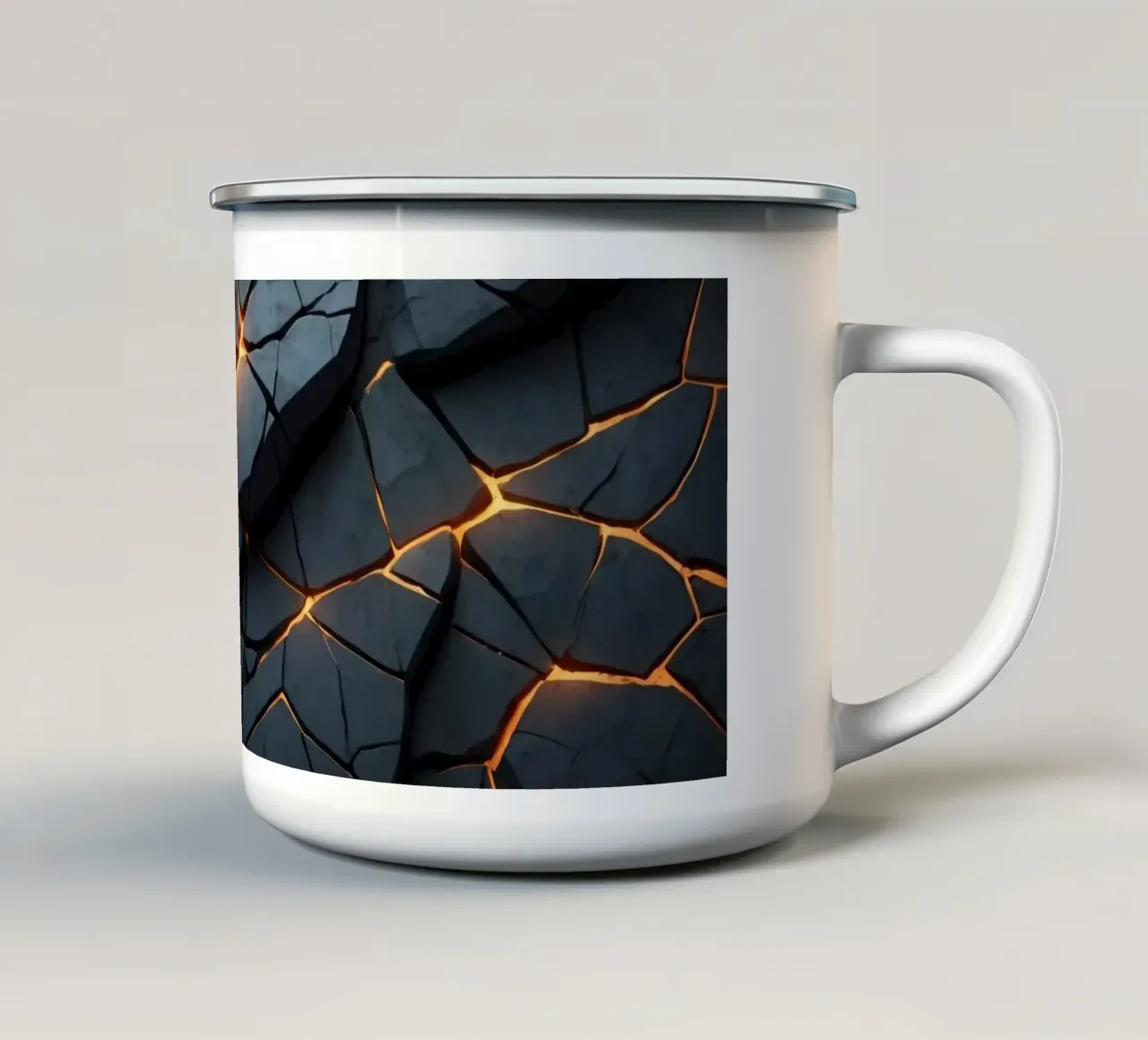 Le crepe in una superficie scura creano un intrigante retro astratto. tazza in smalto da DesignDoodle