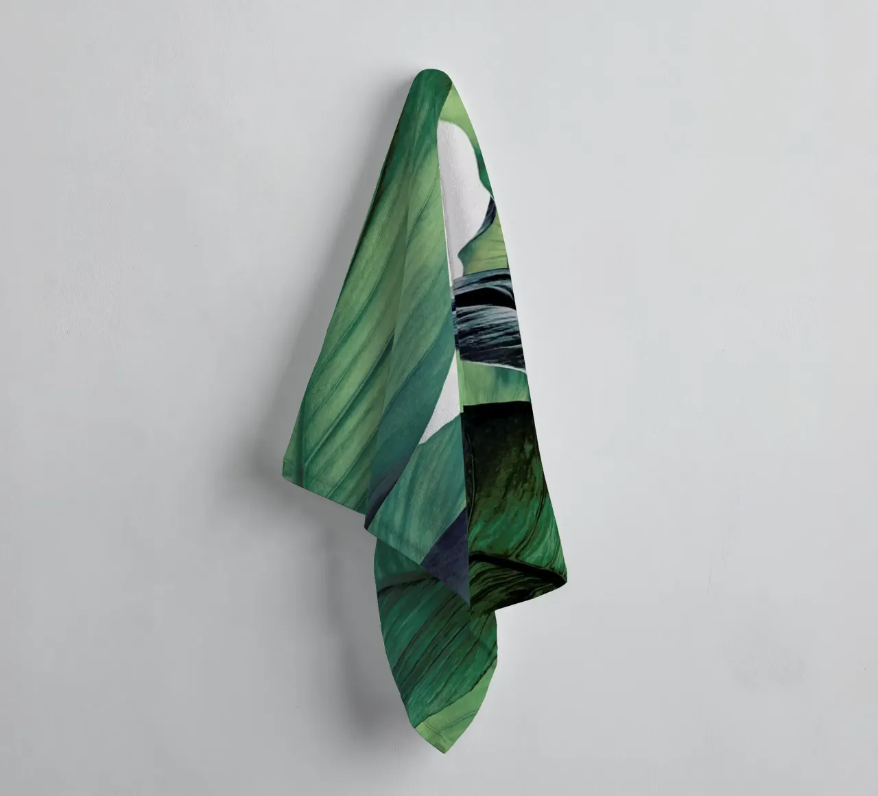 Light Shines Through asciugamano da bagno da Flora & Fauna