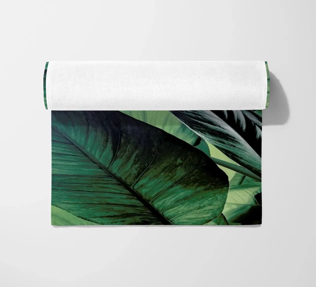 Light Shines Through strandhanddoek van Flora & Fauna
