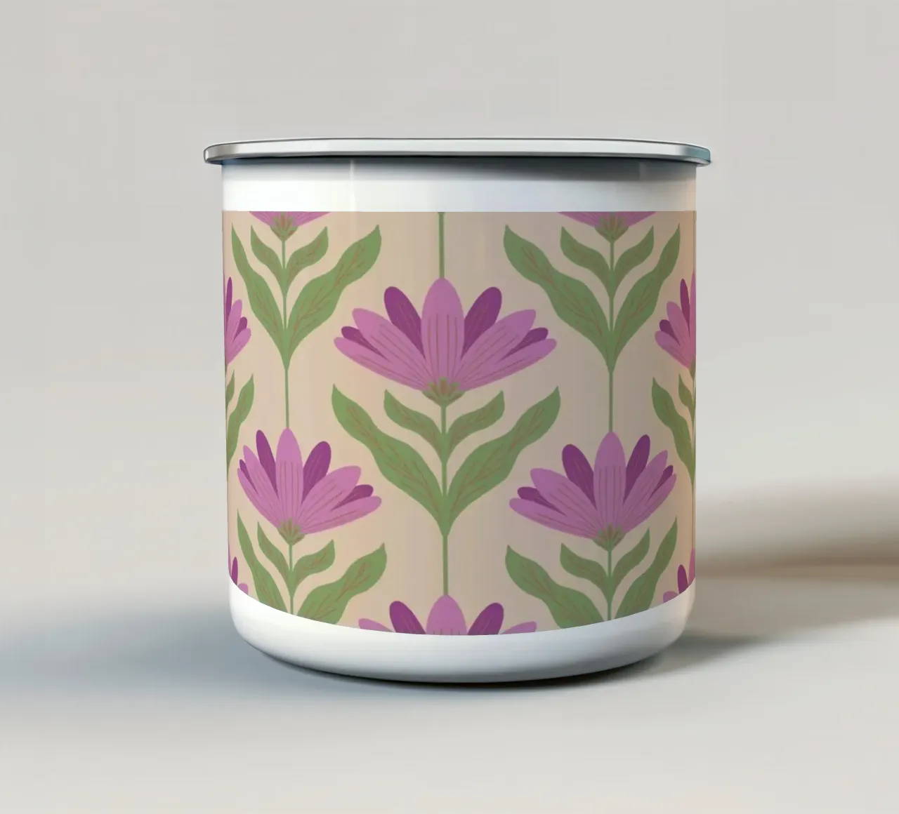 Violet Bloom - Audace motivo floreale botanico tazza in smalto da Wackapacka