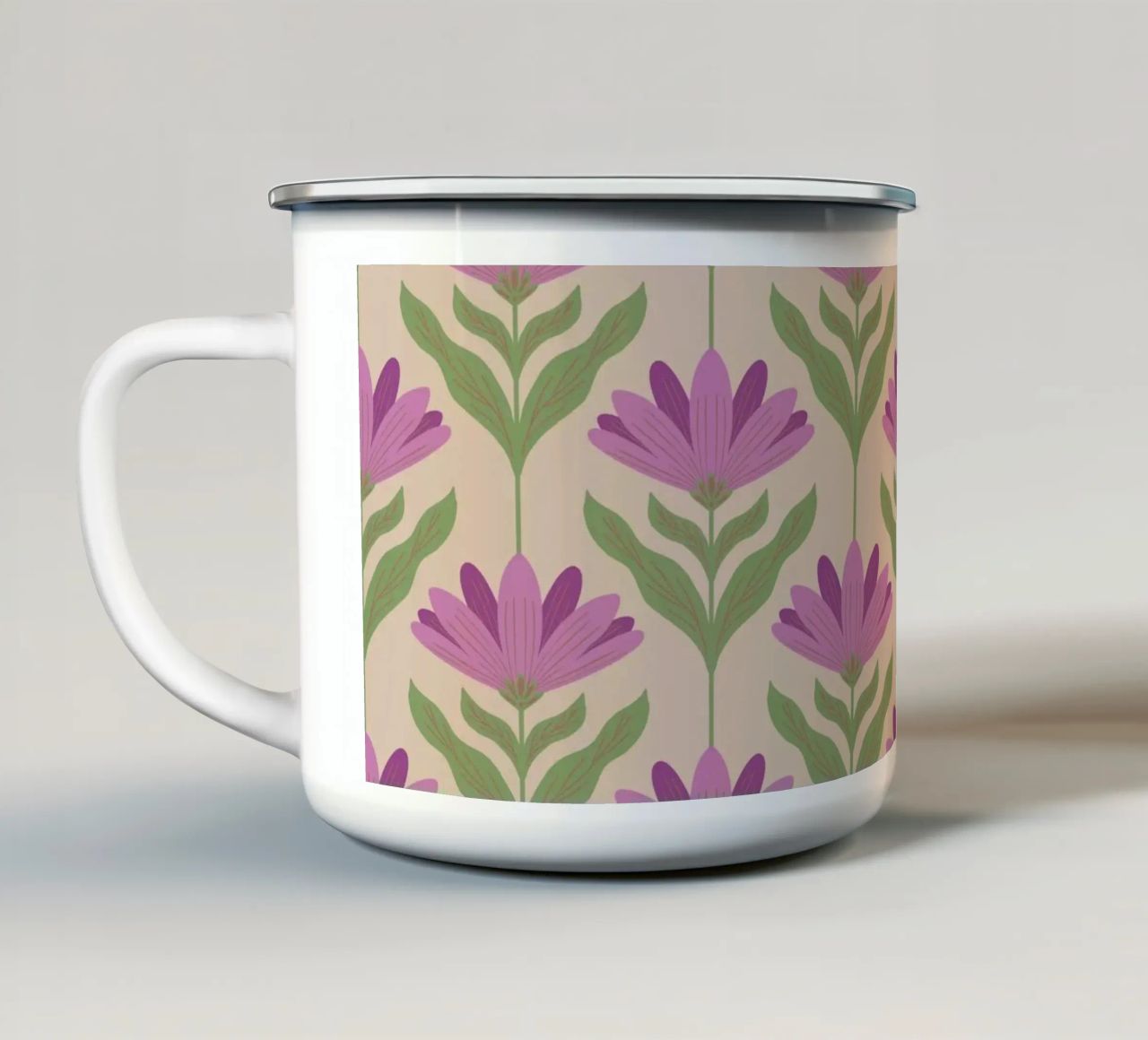Violet Bloom - Audace motivo floreale botanico tazza in smalto da Wackapacka