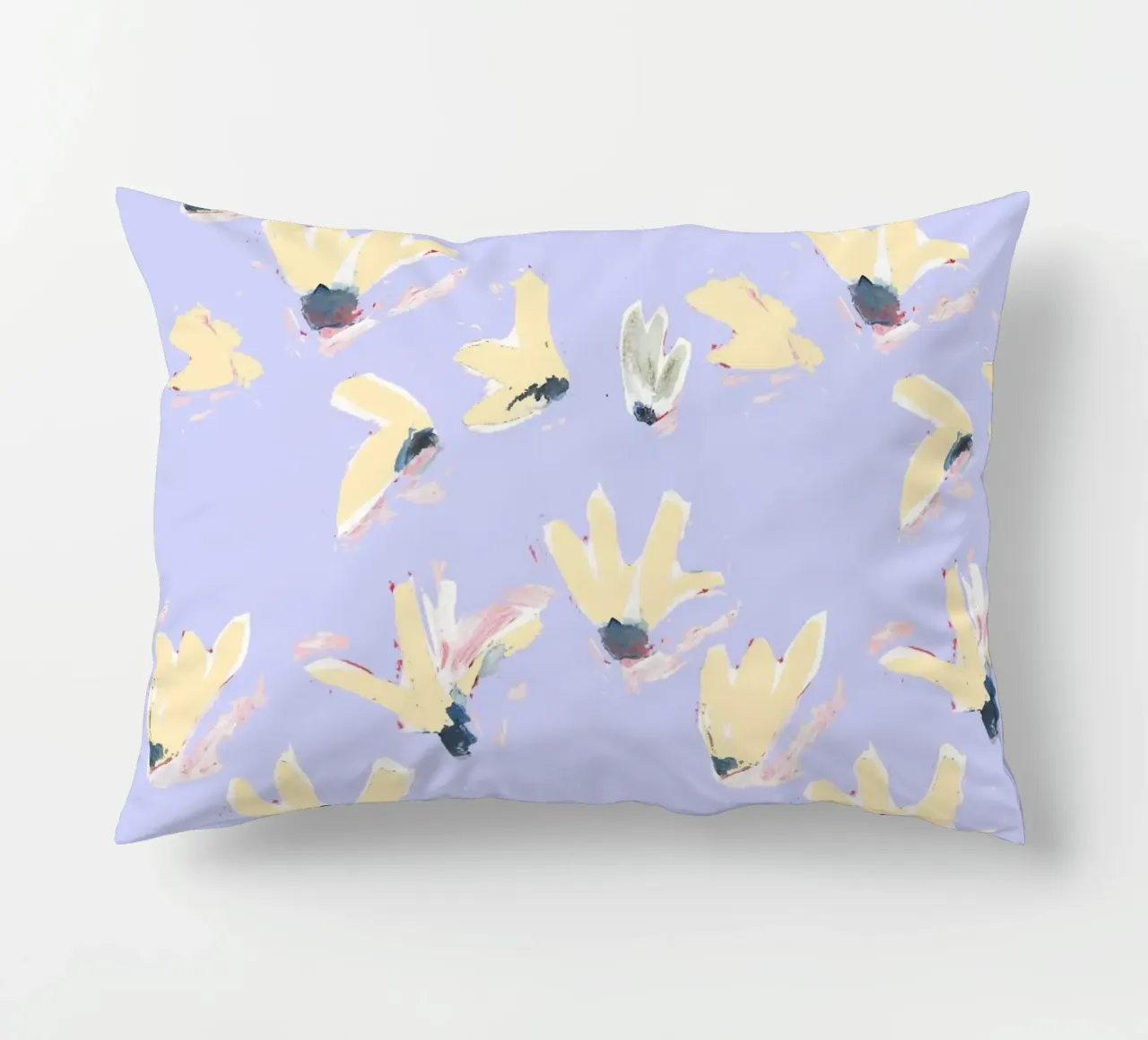 Blumen Flieder cuscino da Miriam Dück Pattern Design & Art