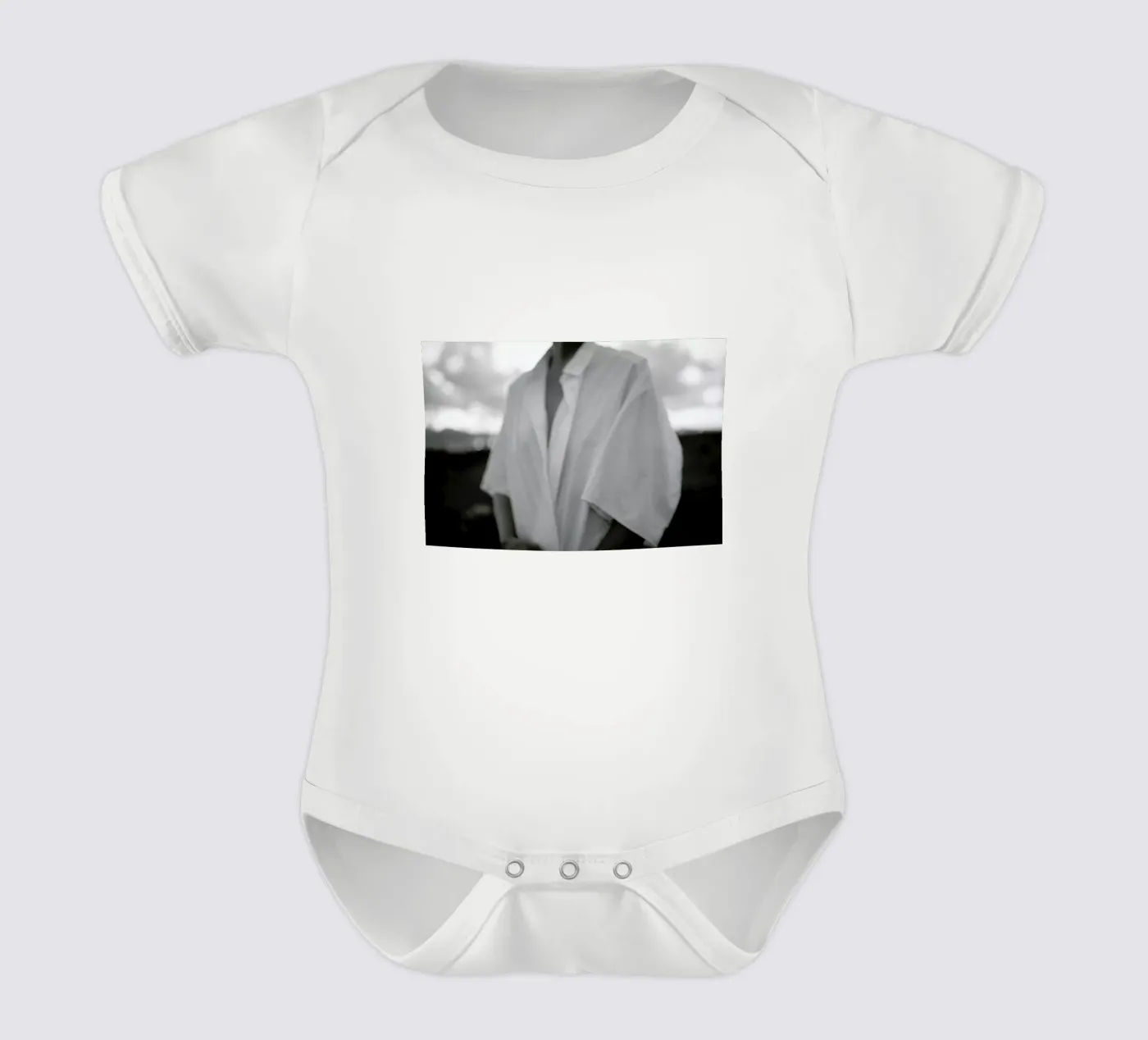 Oversized body bébé de Chris Abatzis