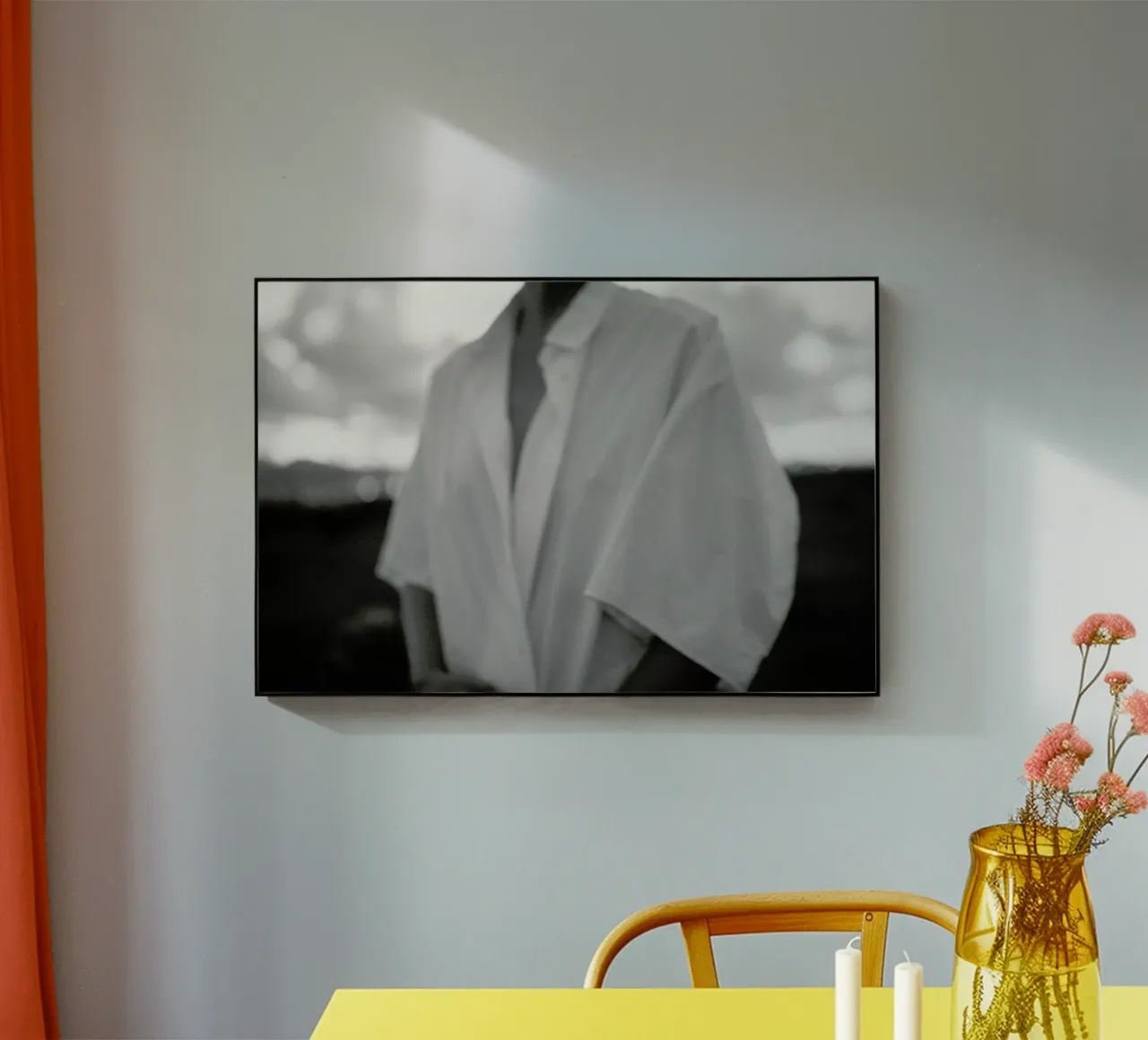 Oversized plexiglass da Chris Abatzis