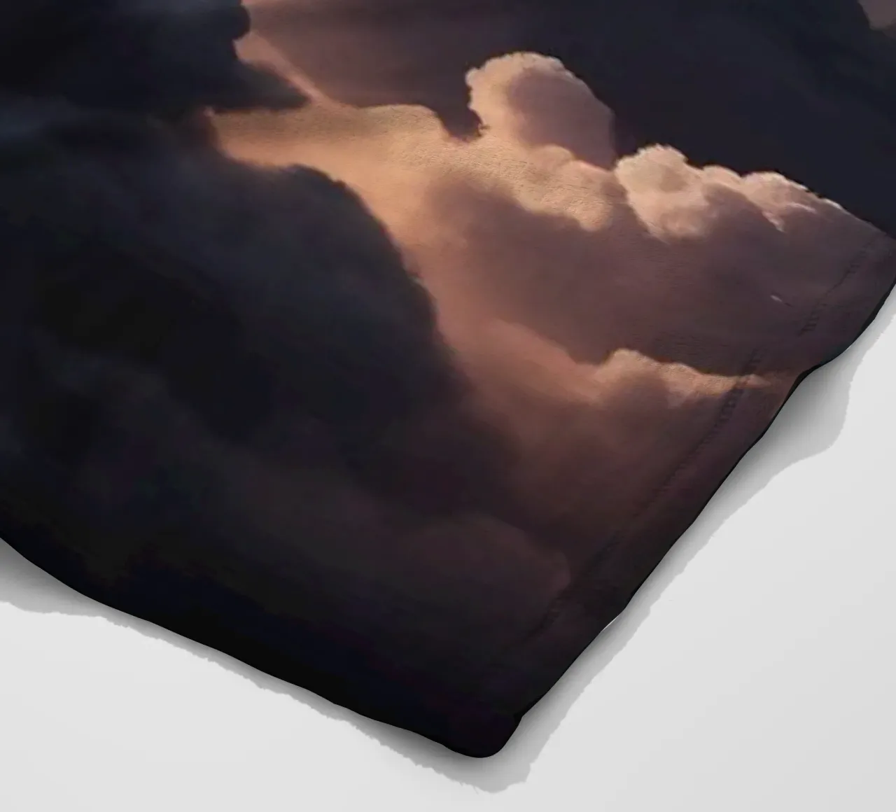 la formazione di nuvole crea uno splendido sfondo astratto coperta in pile da DesignDoodle