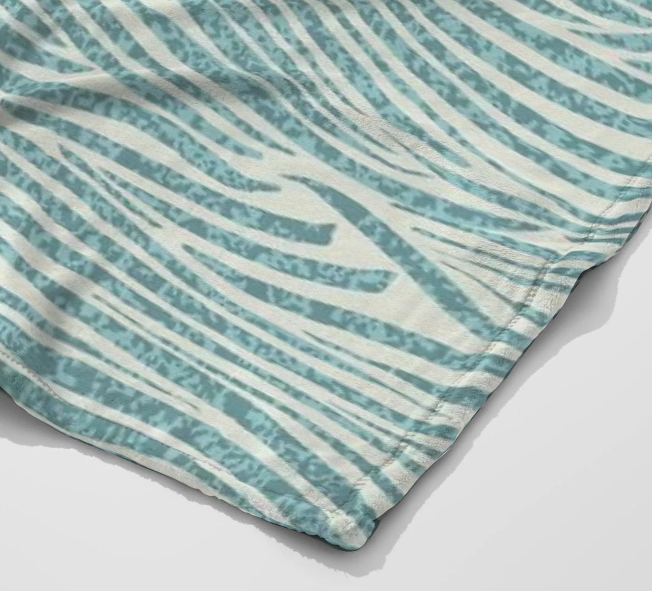 Riptide fleece blanket by Graphite
