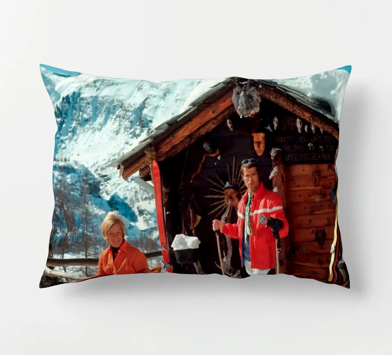 Slim Aarons Chalet Costi cuscino da Chrisvintage