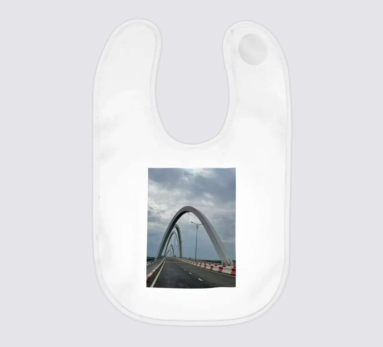 Ponte ad arco bavaglino da Earthly Visions