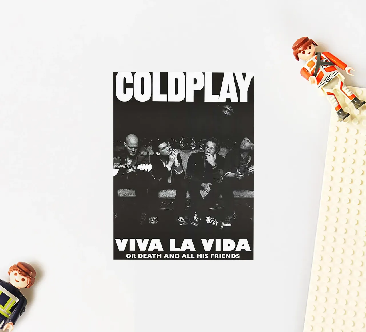 Viva La Vida sticker van Attaboy Dsgn