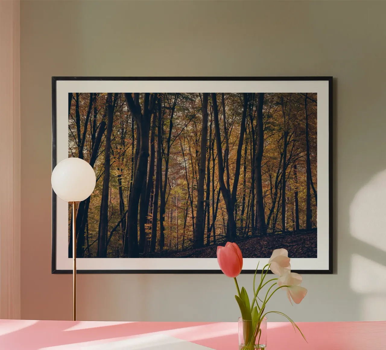 Sussurri della foresta poster con telaio in alluminio da PhotoVibe Decor