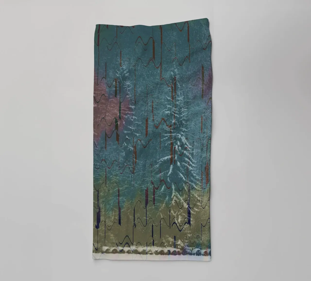 Due alberi in inverno su uno sfondo colorato asciugamano da bagno da Something for you
