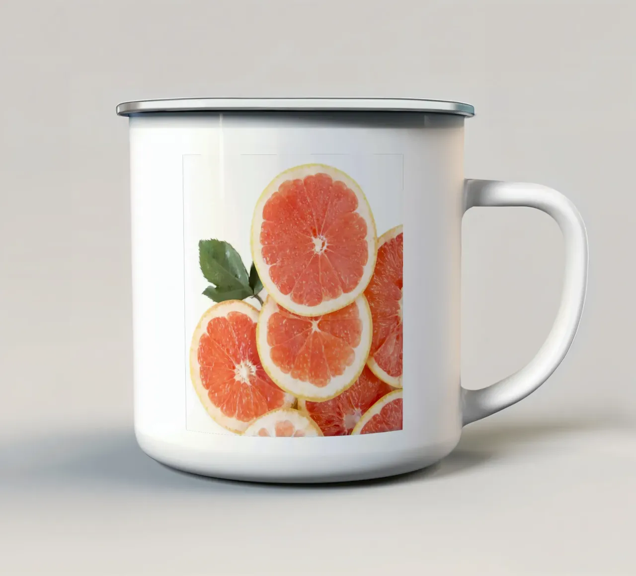 Grapefruit & Rozen emaille mok van PhotoVibe Decor