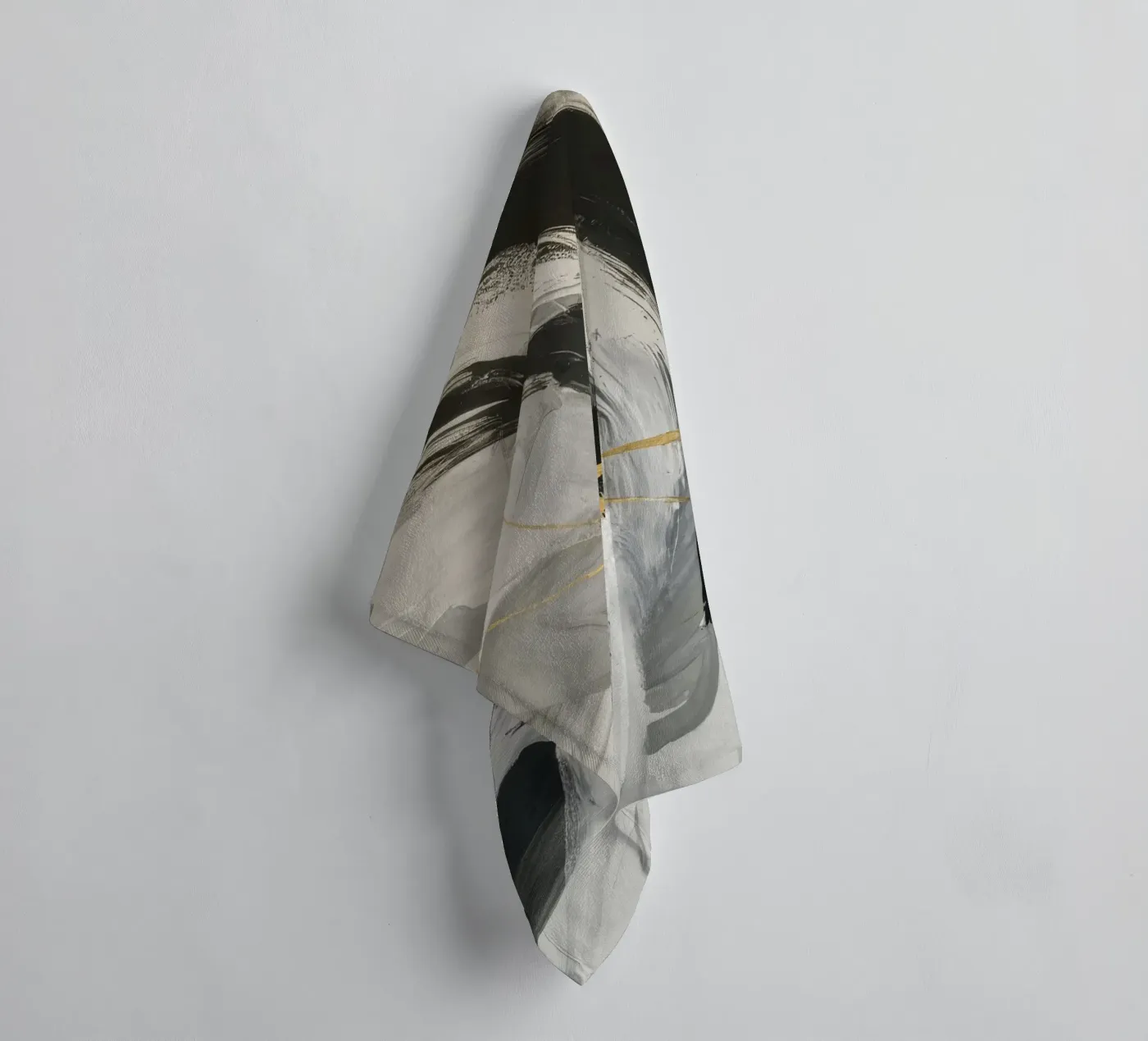 Void Echo Crescendo Handtuch von Monarch Arc