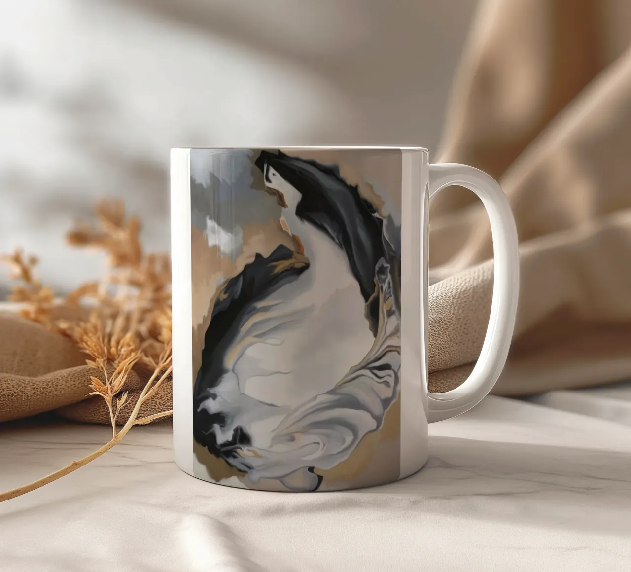 Rêverie della piega lunare tazza in ceramica da Monarch Arc