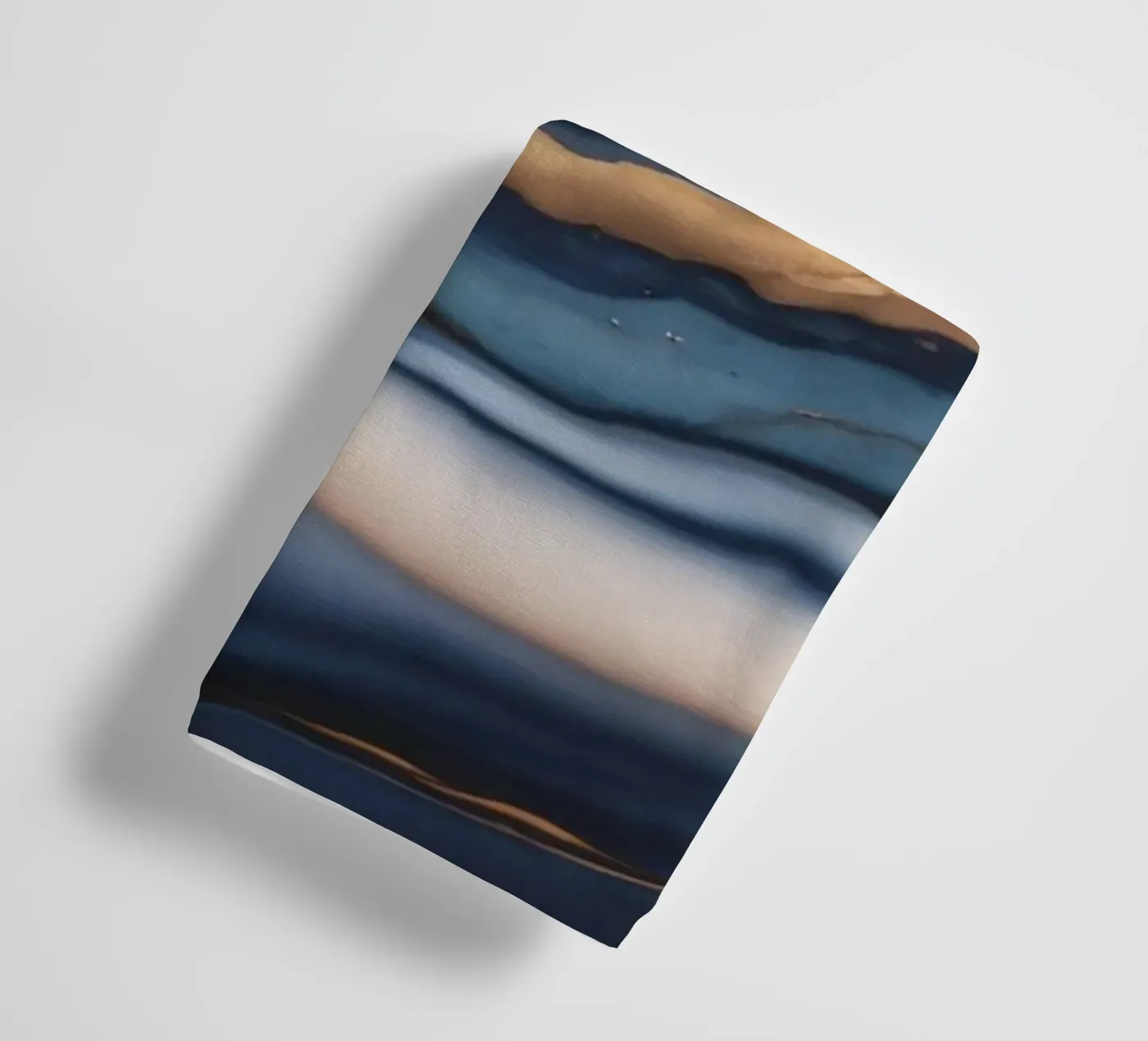 Sandswept Ocean Trace badhanddoek van Monarch Arc