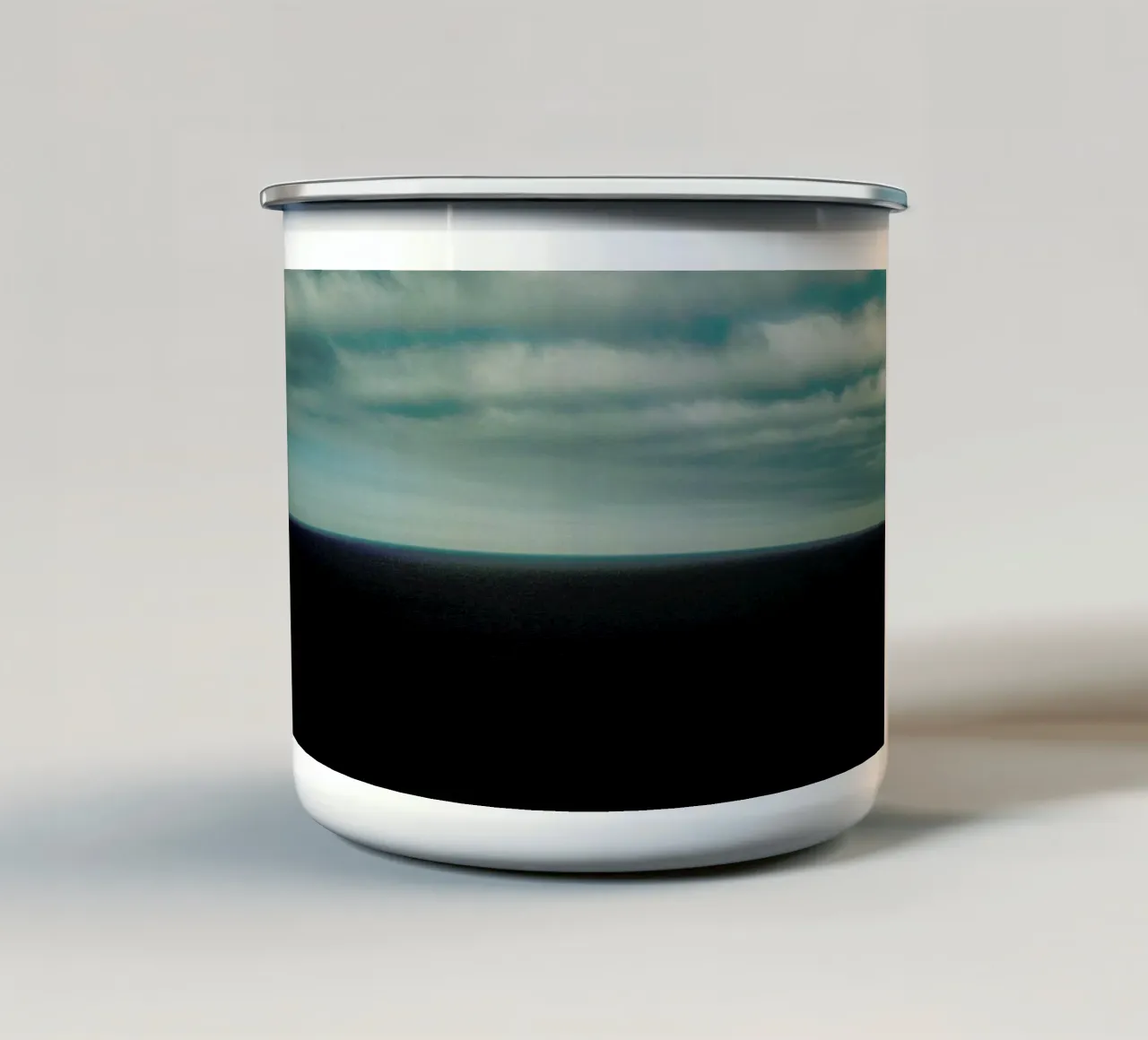 Heaven or Sea II tazza in smalto da Philipp Reinhard