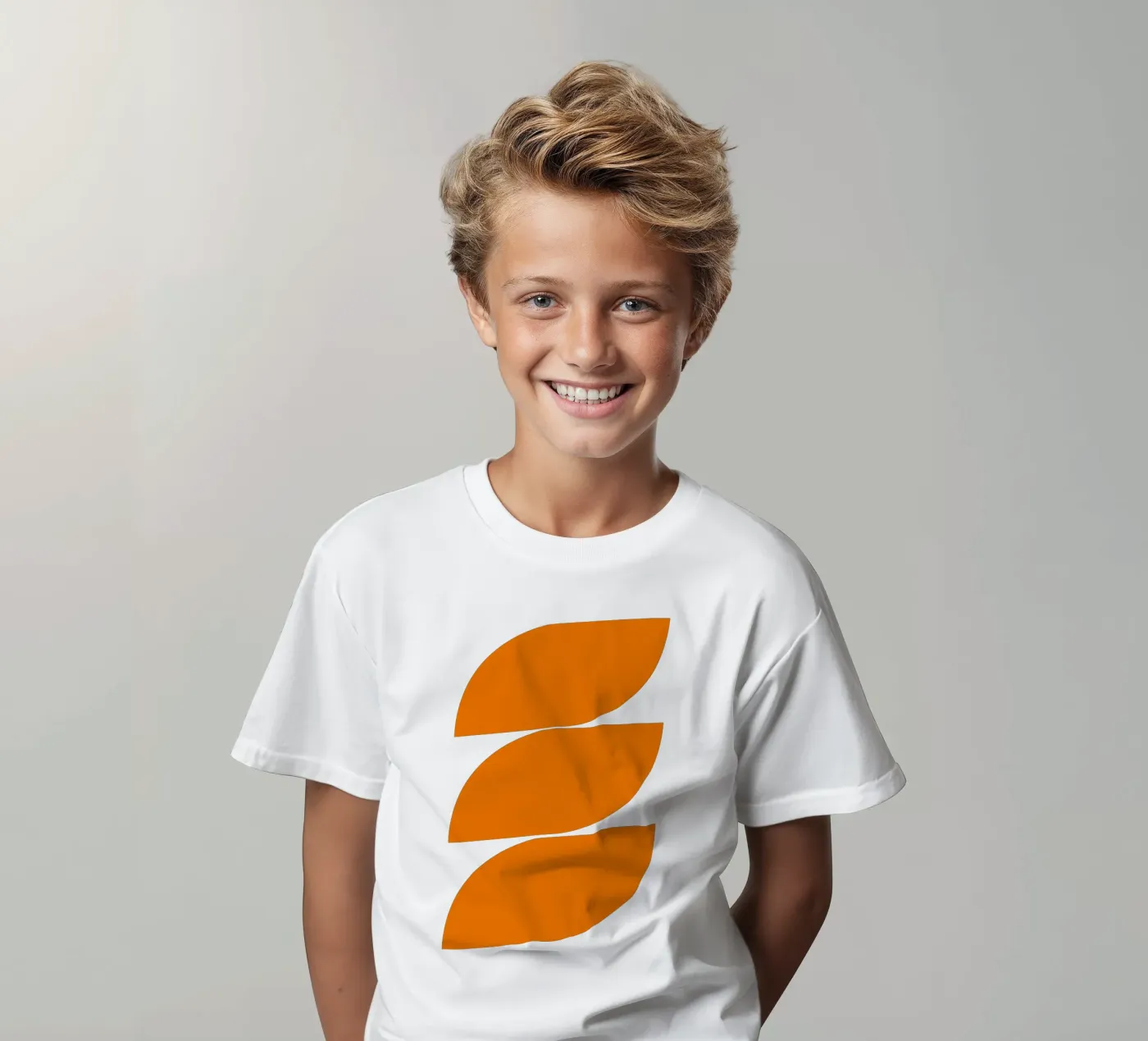 Waves (Orange) t-shirt bambini da Rose Beck Art