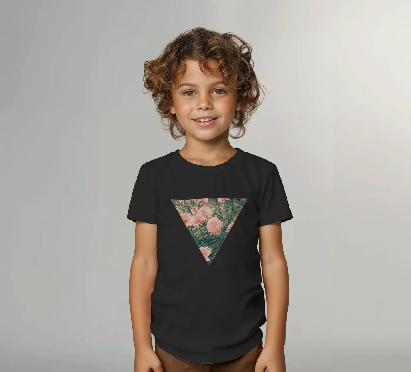 Juni kinder t-shirt van Cassia Beck Photography