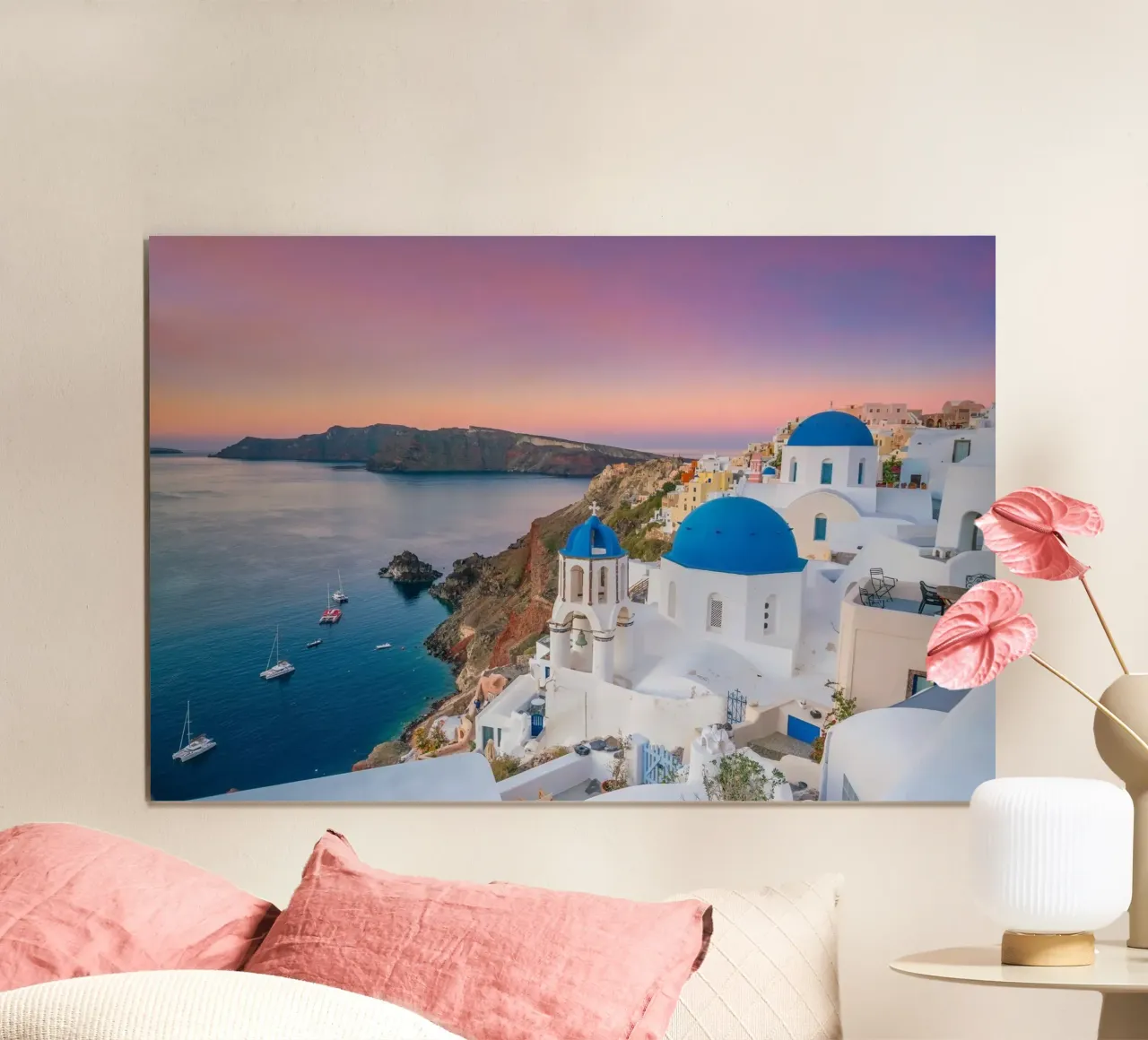 Santorini Glow poster con telaio in alluminio da PhotoVibe Decor