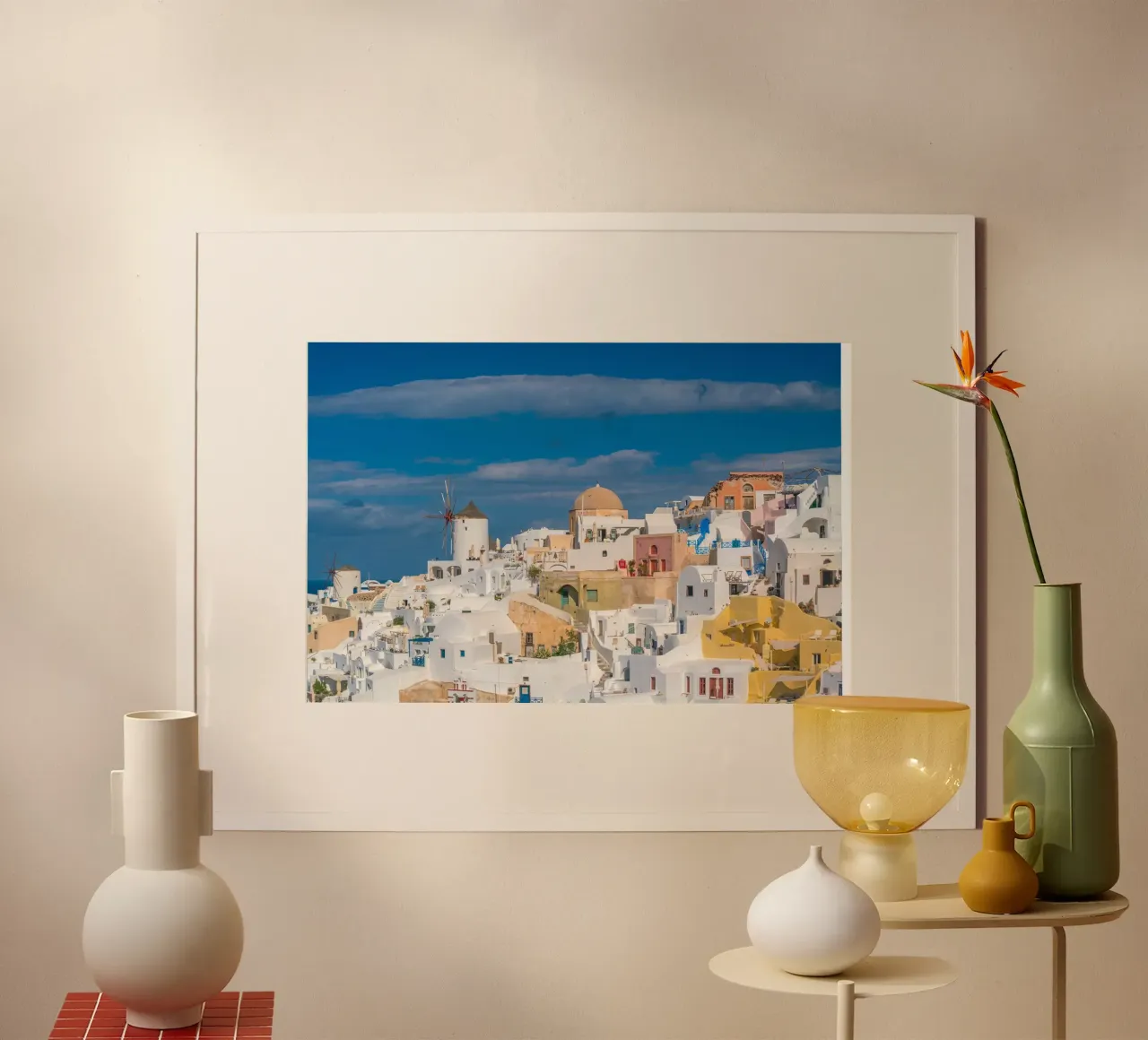 Santorini Glow poster con telaio in legno da PhotoVibe Decor