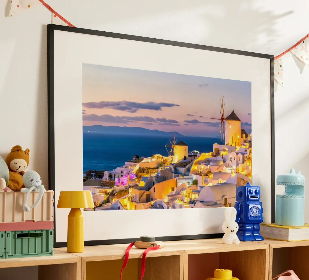Santorini Glow poster con telaio in legno da PhotoVibe Decor