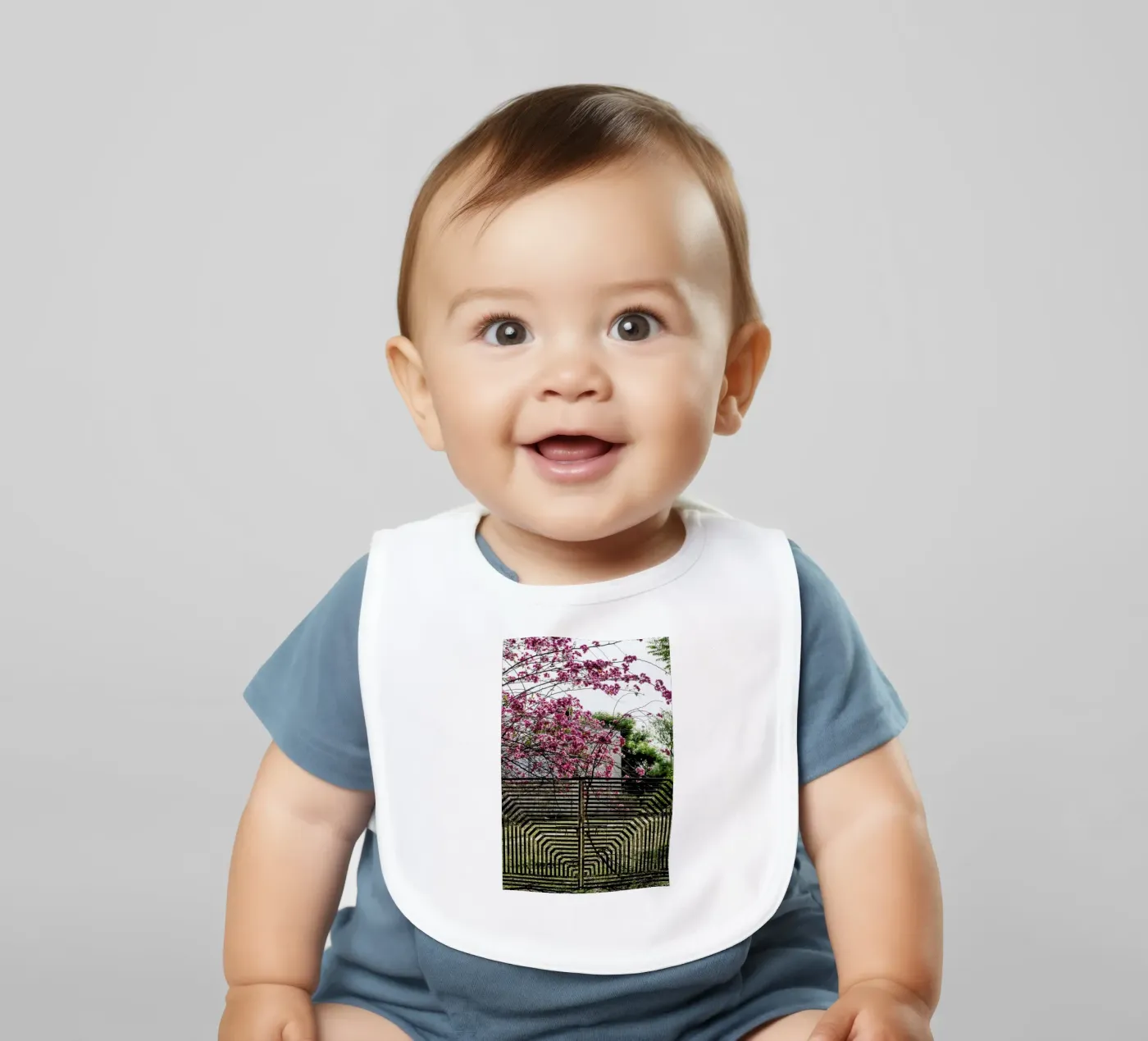 Garden Gate bavaglino da Shot By Clint