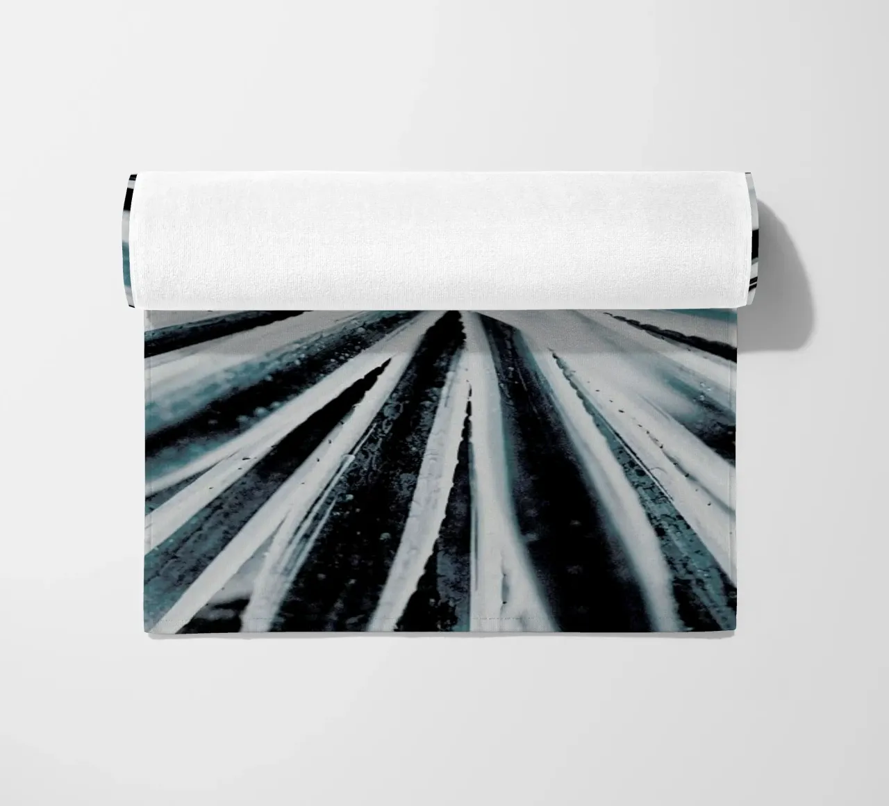 Aerial Forms telo mare da Flora & Fauna