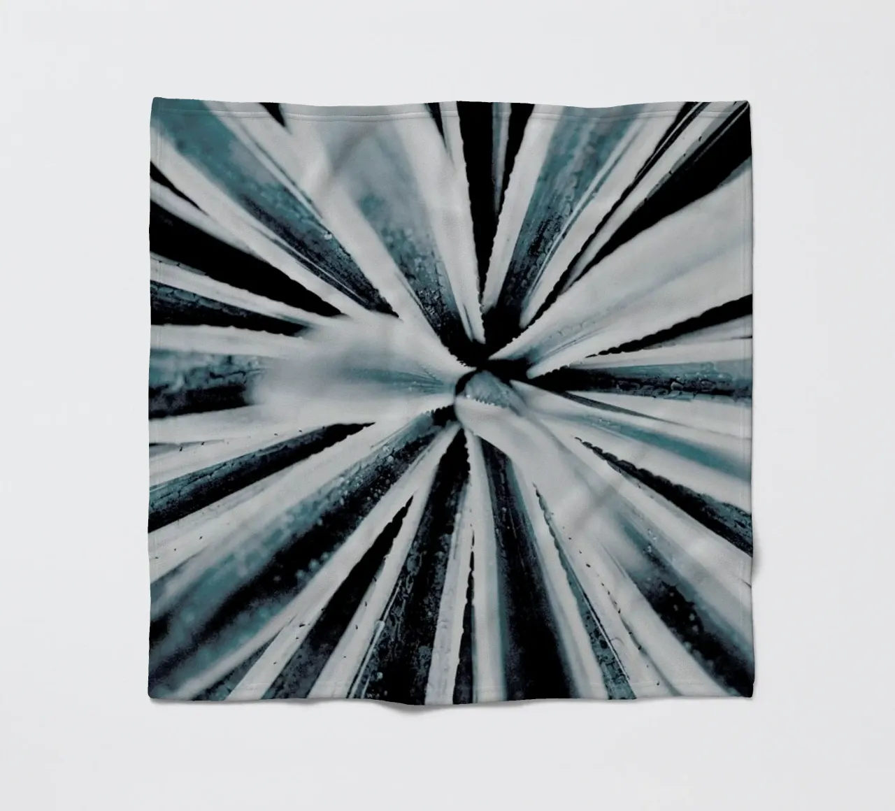 Aerial Forms Fleecedecke von Flora & Fauna