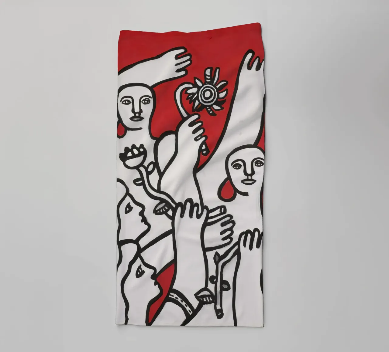 La gioia di vivere di Fernand Léger: Figure in grassetto, sfondo rosso asciugamano da bagno da NorwesClub