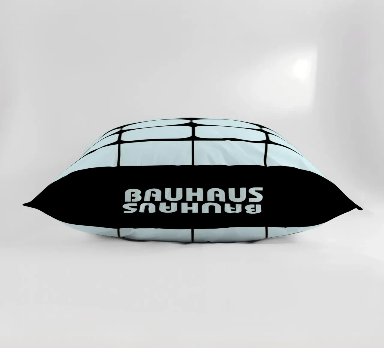 Poster della mostra Bauhaus Forme Geometriche | Cerchio Quadrato cuscino da NorwesClub