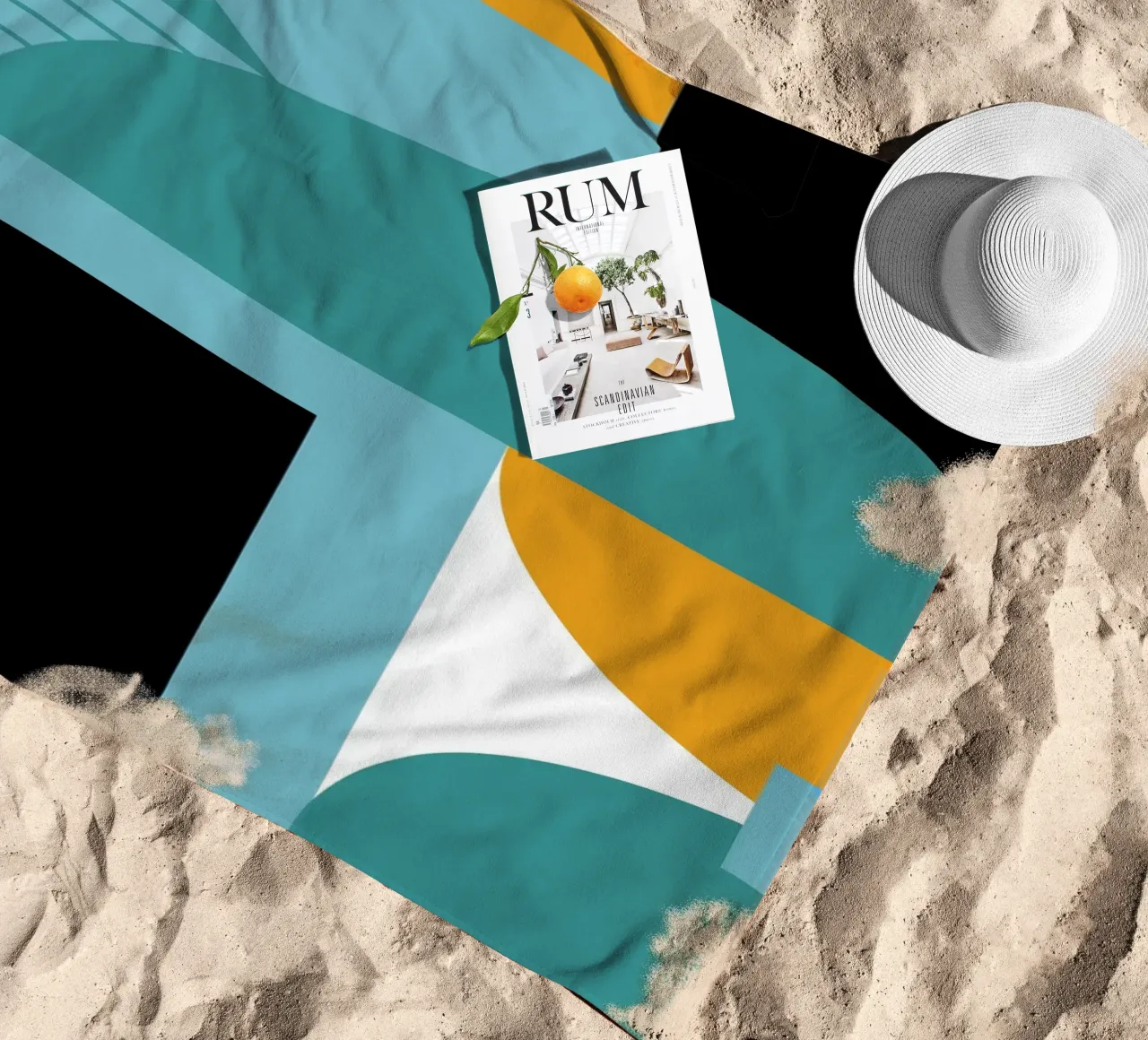 Poster abstrait géométrique BW Mid Century Modern serviette de plage de NorwesClub