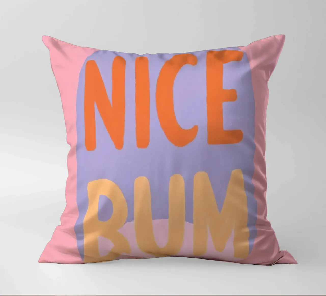 Nice Bum Vibes cuscino da Carinaprint