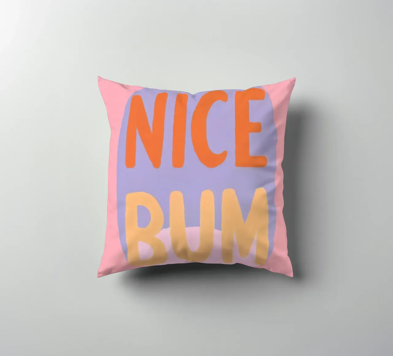 Nice Bum Vibes cuscino da Carinaprint