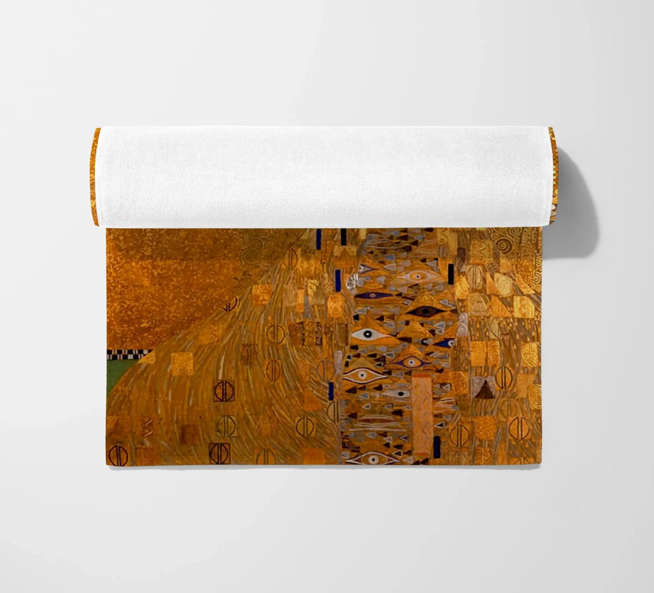 The Woman In Gold Klimt Strandtuch von venbeshop