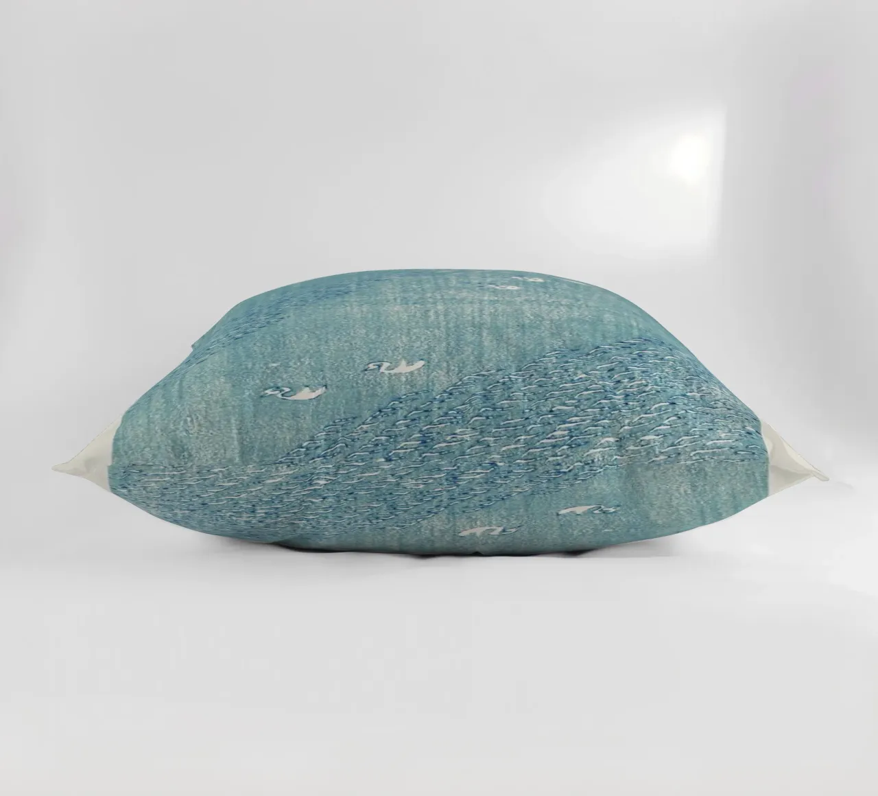 Tomoki - Original Woodblock Print cuscino da Vintage by JUNIQE