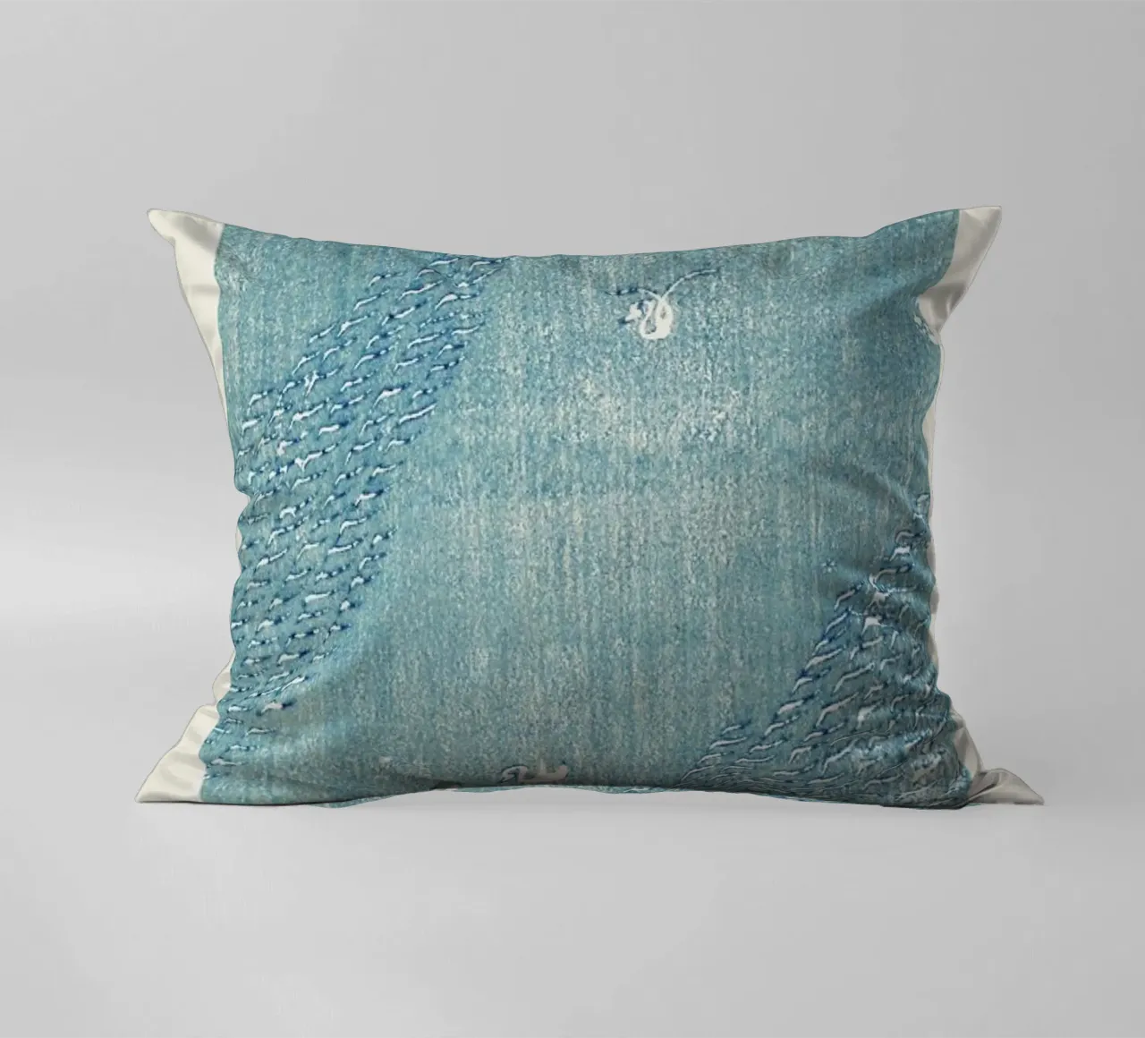 Tomoki - Original Woodblock Print cuscino da Vintage by JUNIQE