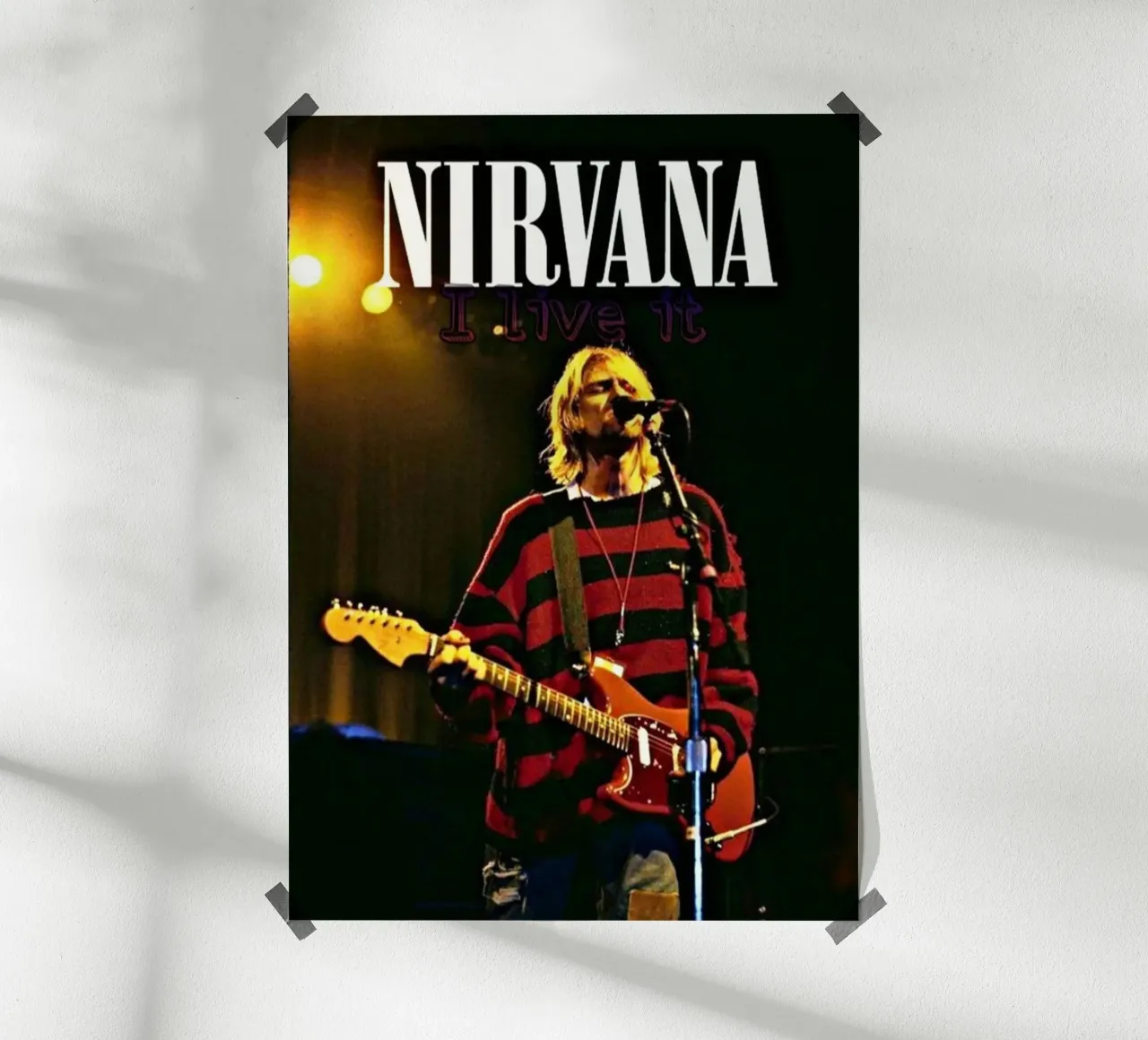 Grunge Legend in the Spotlight poster con telaio in alluminio da Has Fab