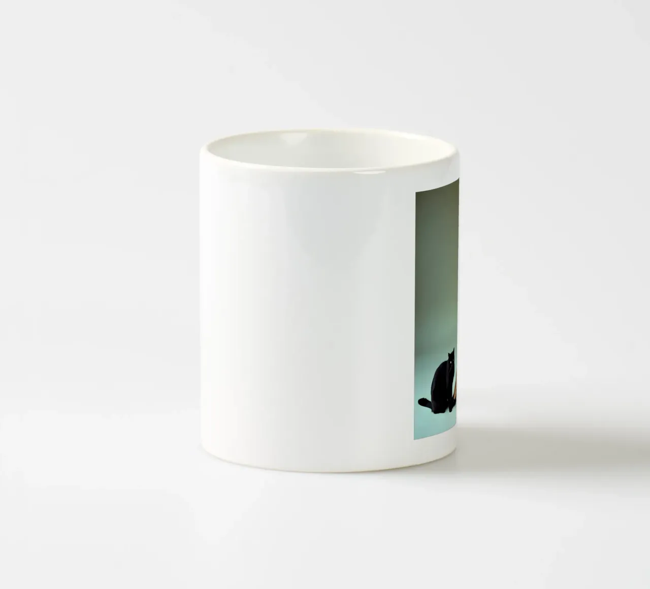 Bionda con gatto tazza in ceramica da Anita's Dream