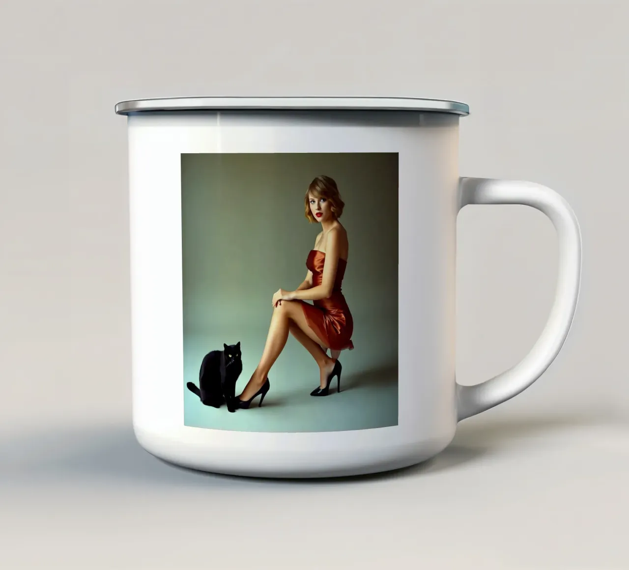 Bionda con gatto tazza in smalto da Anita's Dream