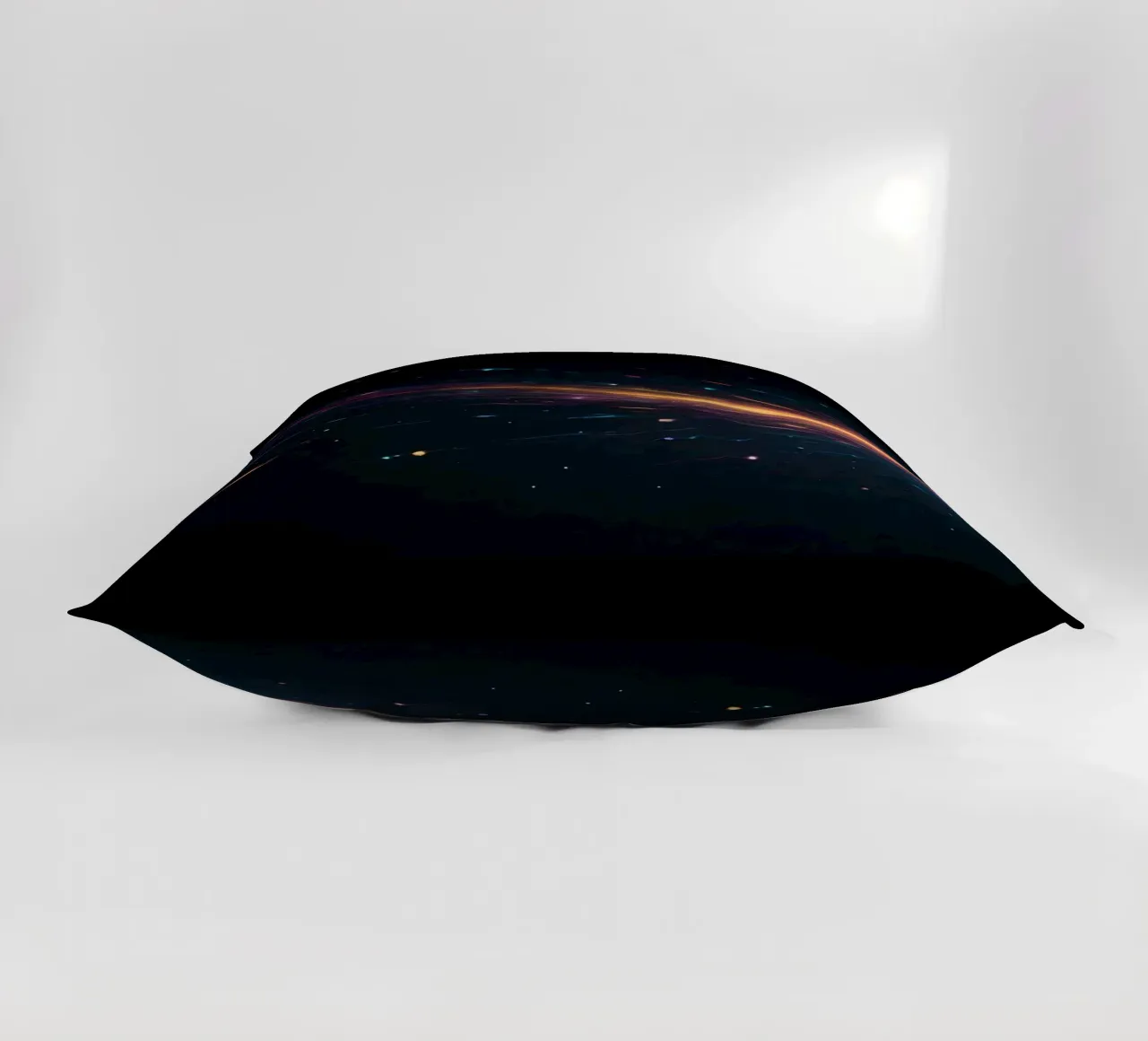 design astratto con vibranti striature di colore cuscino da DesignDoodle
