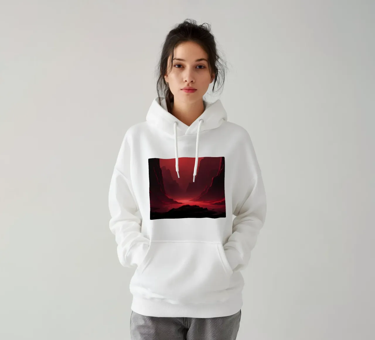 sfondo dai toni rossi intensi e montagne in ombra felpa con cappuccio da DesignDoodle