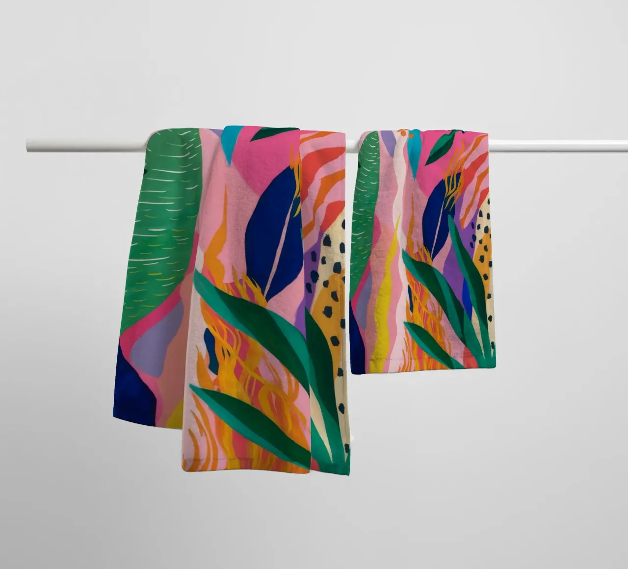 Leaflight Secret Path towel by Zep Layers